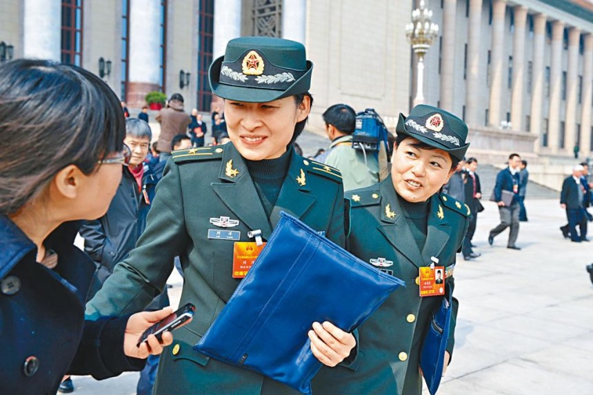 中國首位女太空人劉洋隔10年再飛天